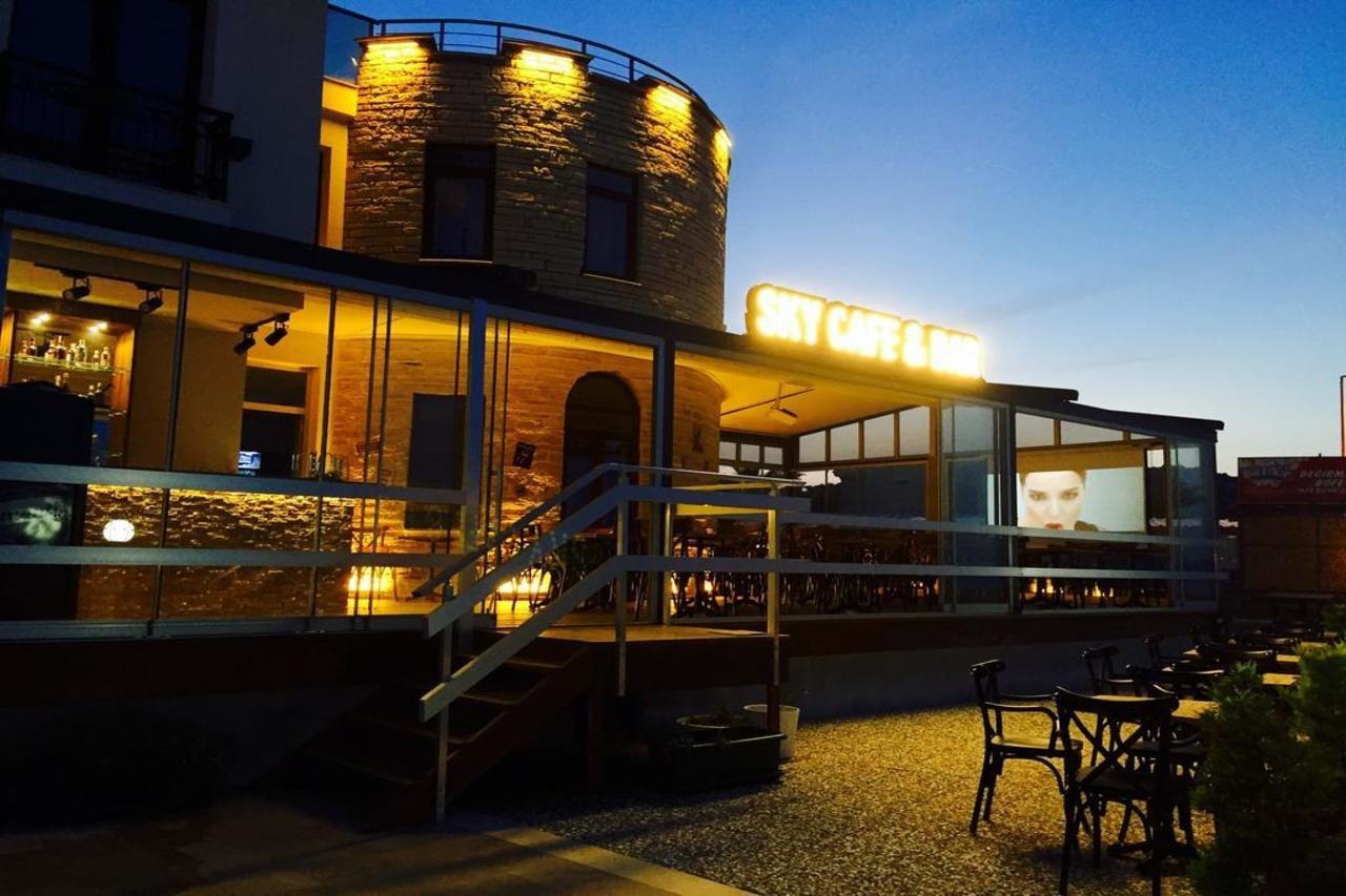 Nemrut Bay Otel Yenifoca Exterior foto