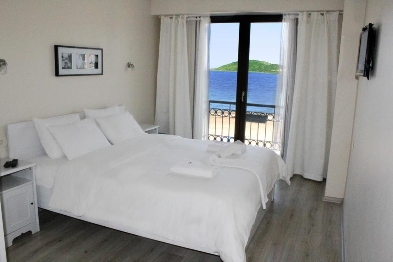 Nemrut Bay Otel Yenifoca Exterior foto
